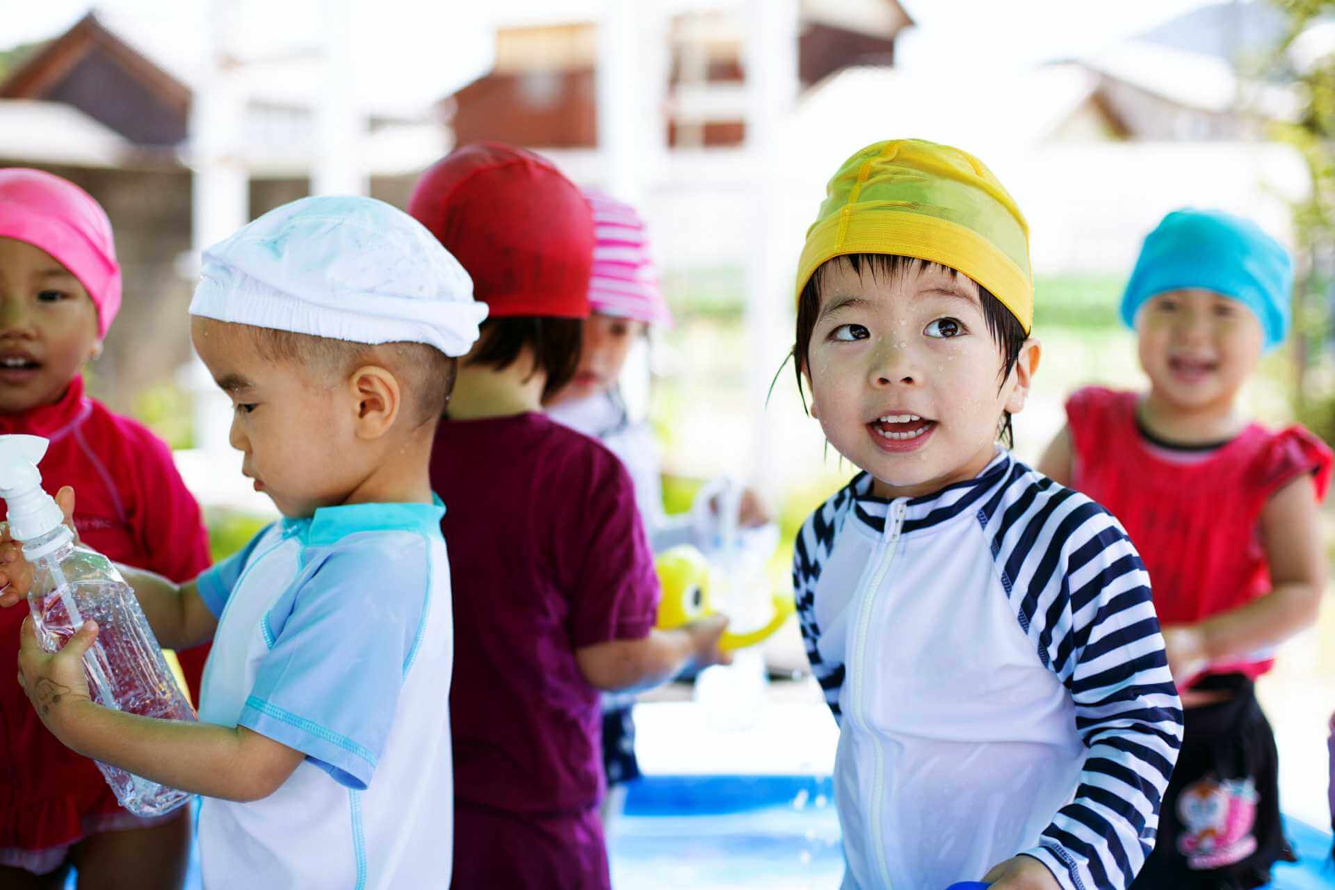 group-of-young-children-in-a-japanese-Montessori School